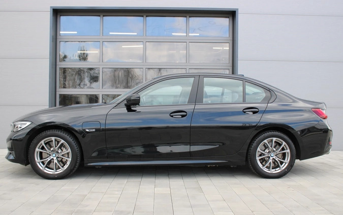 BMW Seria 3 cena 149900 przebieg: 21700, rok produkcji 2021 z Dąbie małe 121